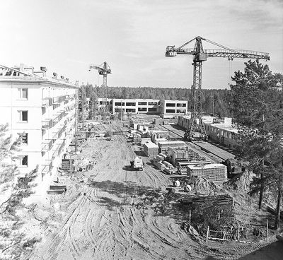 1973 Юбилейный. д2, строятся дом 1 и ДУ1