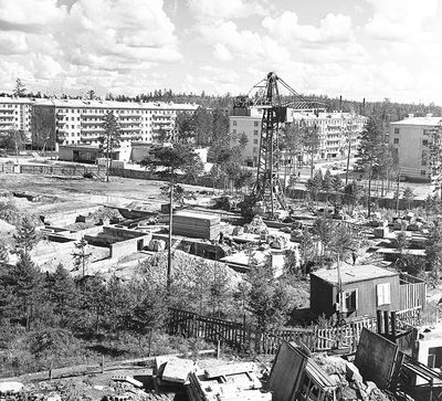 1978 Юбилейный д1, 2, 3, 4. начало строит 30 сада
