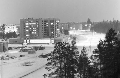 Юбилейный.д 20, маг. Детский мир, строится ДК Юность
