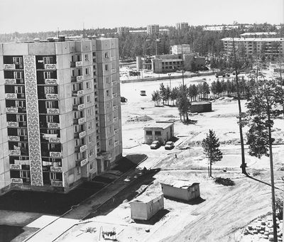 Юбилейный, д 20, строится ДК Юность, д34