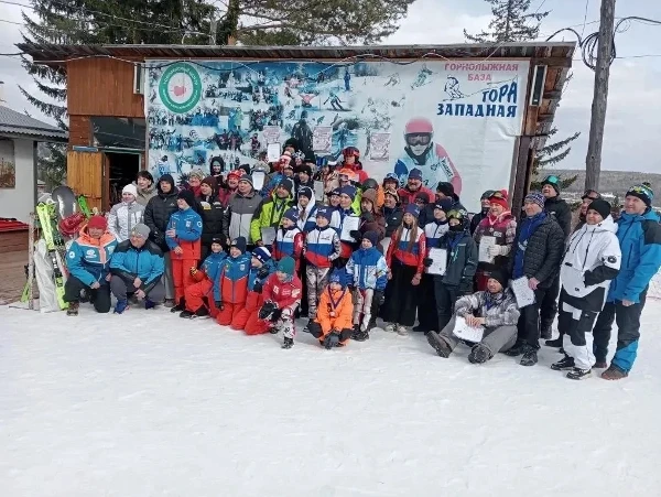 Соревнования по горнолыжному спорту в дисциплине «параллельный слалом» в городе Железногорск-Илимский