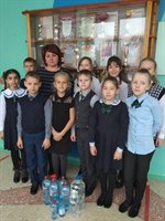 Саянцы помогают пациентам госпиталя