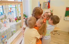 День объятий