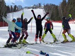 Соревнования горнолыжников