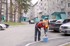 Дворы сияют чистотой