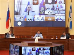 Заместитель Генерального прокурора России Дмитрий Демешин провел межведомственное окружное совещание по вопросам реализации на территории Сибири мероприятий, предусмотренных национальными проектами «Образование» и «Демография»