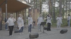 Мы приглашаем друзей