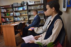 Читать, читать и ещё раз читать!