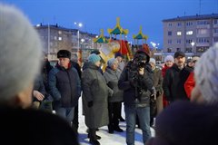 Решать нужно сообща