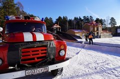 Срочно требуется снег и мороз