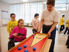 С хорошим спортивным накалом