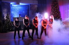 «Раз, два, три, елочка, гори!»