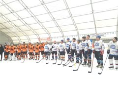 Сегодня на хоккейном корте «Ледовый» завершился седьмой междугородний турнир по хоккею среди взрослых команд