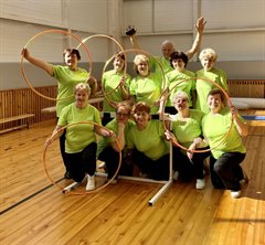 Комбинированная эстафета среди людей пенсионного возраста