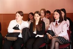 Война заставила их рано повзрослеть