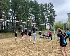 Турнир по парковому волейболу прошел в Саянске