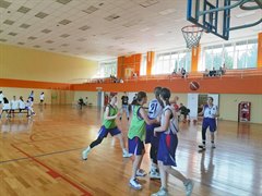 Дню города посвящается