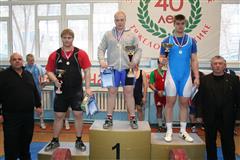 Победа саянских тяжелоатлетов