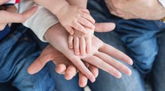 В России стартовала социальная кампания о том, как приемные дети становятся родными