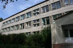 В гимназии завершаются работы по установке оконных блоков