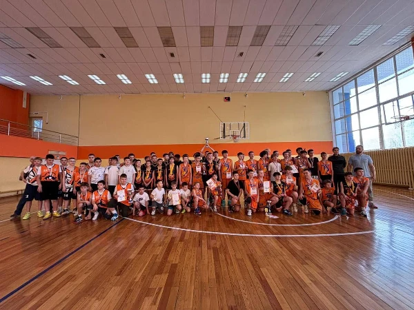 Открытое первенство по баскетболу