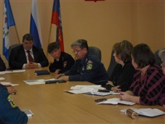 Мэр Саянска Олег Боровский провел внеочередное заседание комиссии по предупреждению и ликвидации чрезвычайных ситуаций