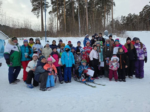 Горнолыжники открыли зимний сезон