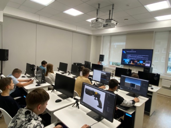 Школа креативных индустрий