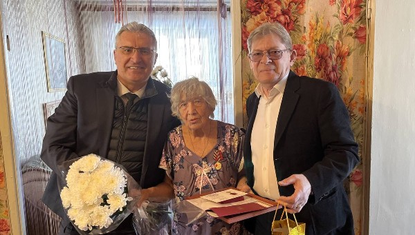 Медали для стойких и самоотверженных