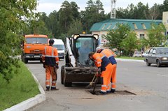 Начался осенний ямочный ремонт дорог