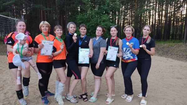 Городская Спартакиадя трудящихся и молодёжи, посвящённой 55-летию города Саянска - пляжный волейбол и дартс