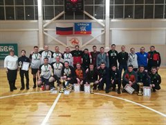 Завершились игры открытого чемпионата города Саянска по мини-футболу среди любительских команд