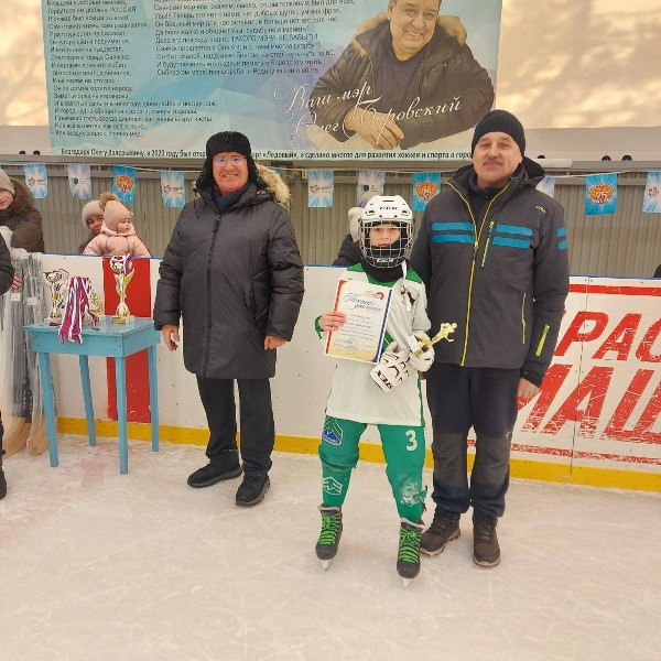 Междугородний турнир по хоккею с мячом среди детских команд 
