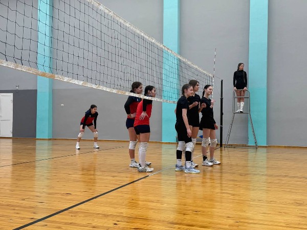 Открытый турнир по волейболу, посвященный дню рождения города 