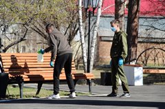 Продолжается дезинфекция парков и скверов