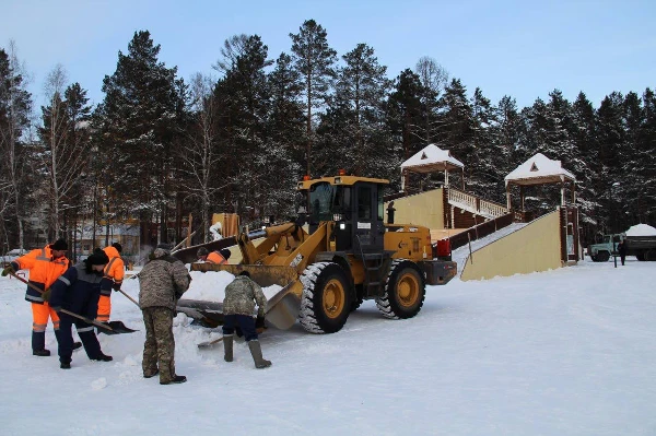 Снежный городок готов к открытию