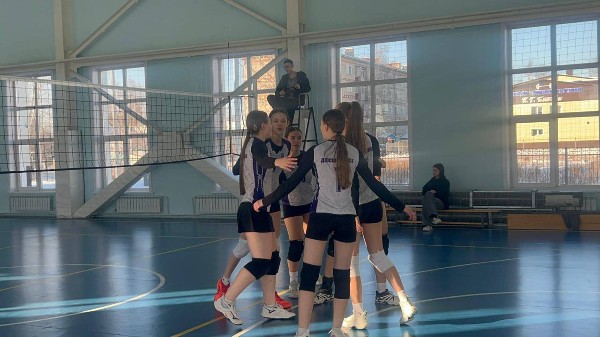 Открытое первенство по волейболу среди девушек